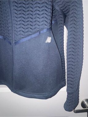 New Balance Women’s Quilted Navy Full-Zip Jacket